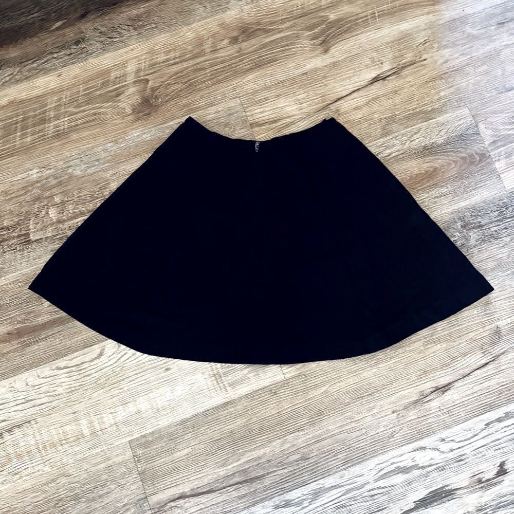 Black Circle Mini Skirt Size Small - Picture 3 of 6